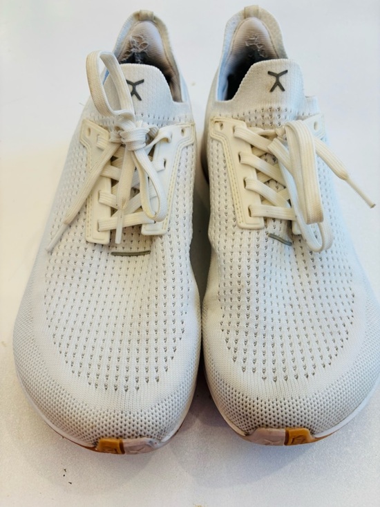 Men\'s White Knit Athletic Sneakers with Cushioned Foam Midsole size 8 main image 11